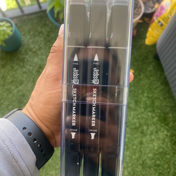 🆕 Soho Studio Dual-Tip Markers Set of 12 Gray Tone - Picture 5 of 5